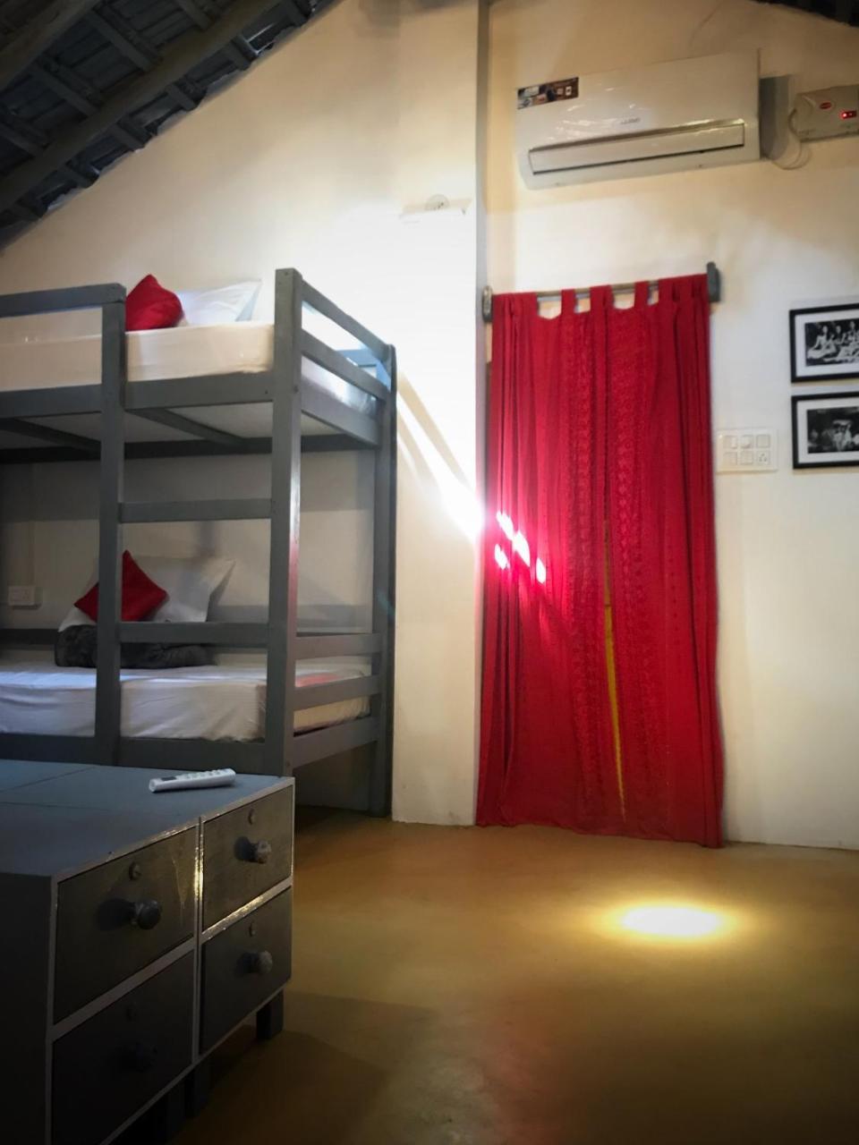 Craft Hostels Анжуна Экстерьер фото